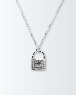 Collar de plata 925 con candado cubierto de circonias