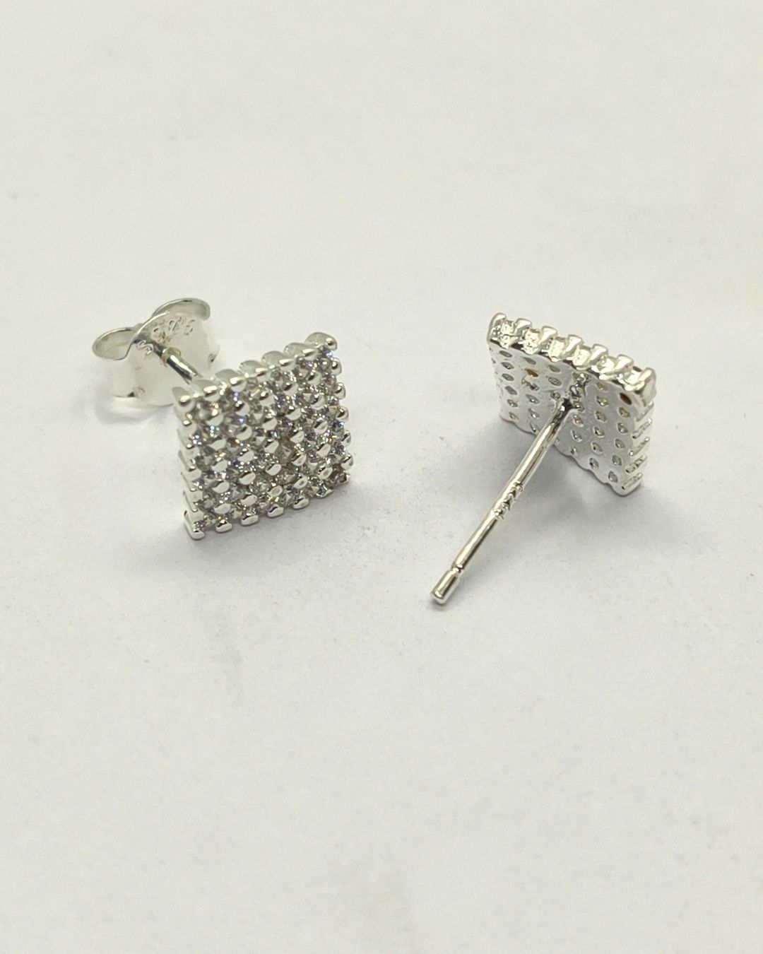 Aros de plata 925 cuadro pave vista de plano Aros de plata 925 cuadro pave vista de plano