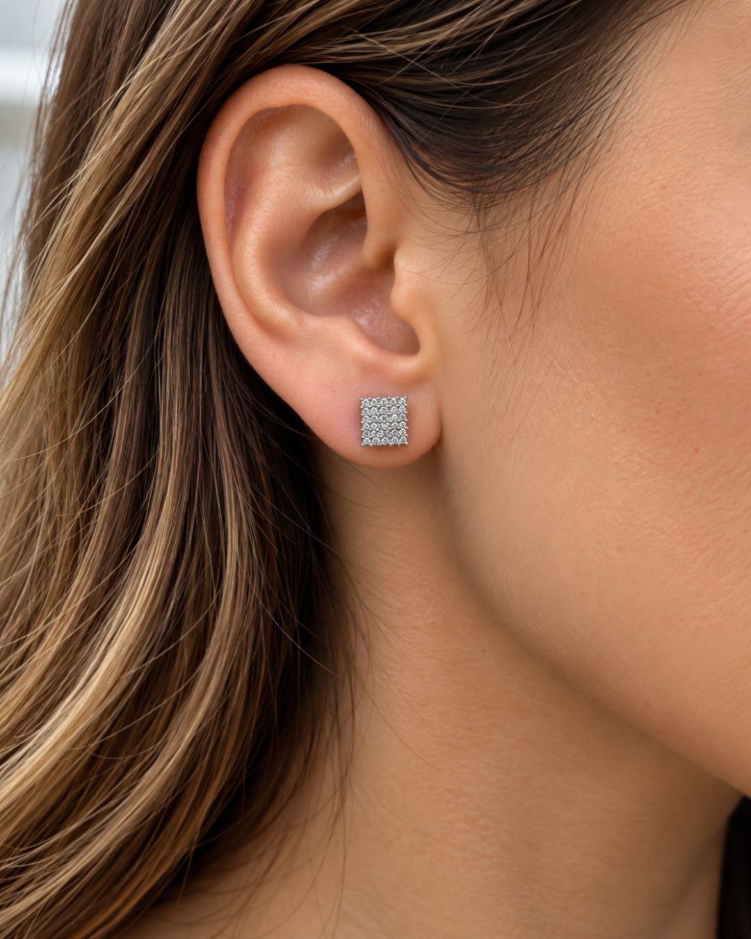 Aros de plata 925 cuadro pave colocados en oreja Aros de plata 925 cuadro pave colocados en oreja