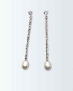 Aros de plata 925 laargos de tira de chatones con circonias y perla de rio en forma de gota